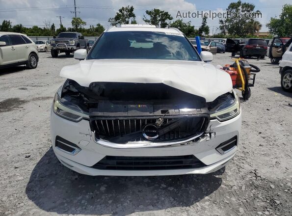 YV4102DL7L1565247 2020 VOLVO XC60 White Widok z przodu