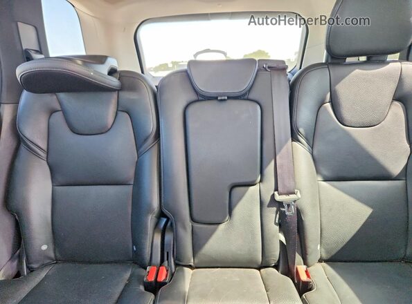 YV4102KK2H1138480 2017 VOLVO XC90 Серый Вид задних сидений