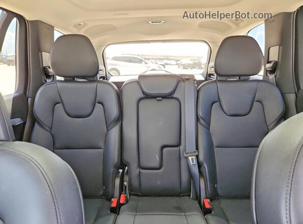 YV4102PK4M1762042 2021 VOLVO XC90 Silver Rear seats view