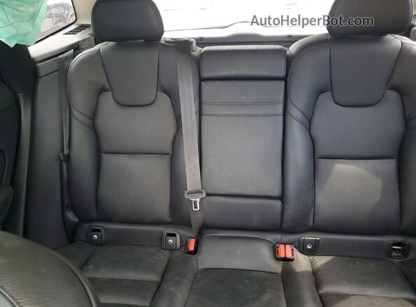 YV4102RK0M1845769 2021 VOLVO XC60 Silver Հետևի նստատեղերի տեսք