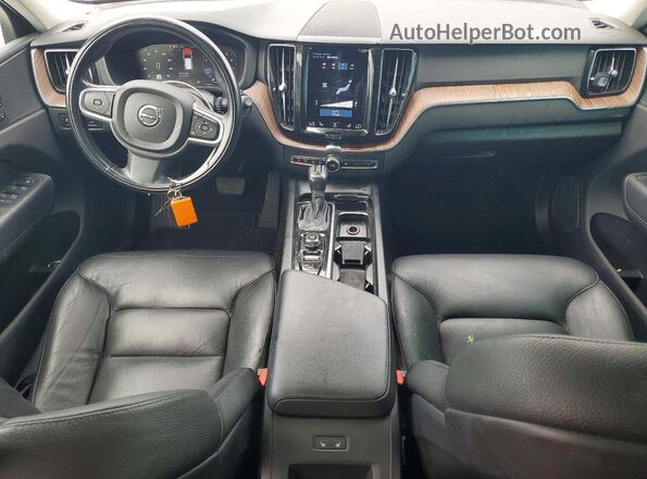 YV4102RK0M1845769 2021 VOLVO XC60 Silver Առջևի վահանակի տեսք