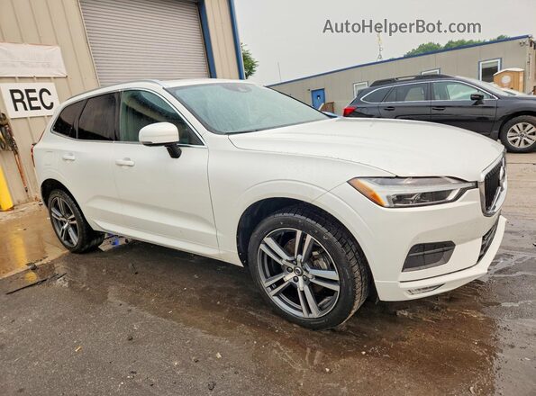 YV4102RK4M1758084 2021 VOLVO XC60 White Front right