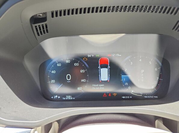 YV4102RL3L1610631 2020 VOLVO XC60 White Вид щитка приладів