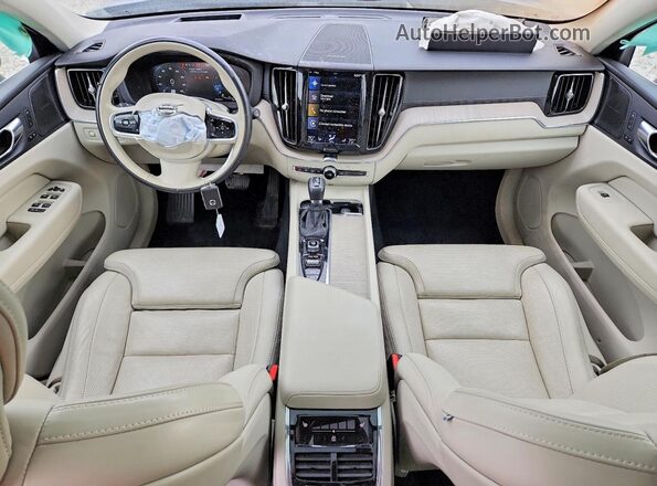 YV4102RL5M1793046 2021 VOLVO XC60 Blue წინა პანელის ხედი