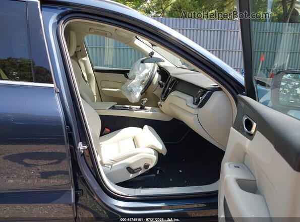 YV4102RL6L1535004 2020 VOLVO XC60 Blue Вид салону спереду