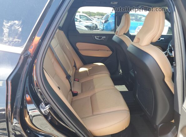 YV4102RL6M1684126 2021 VOLVO XC60 Black Вид задньої частини салону