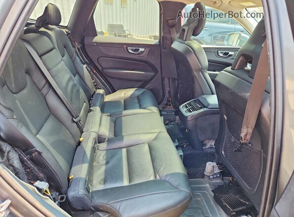 YV4102RL7J1046351 2018 VOLVO XC60 Gray Вид задньої частини салону