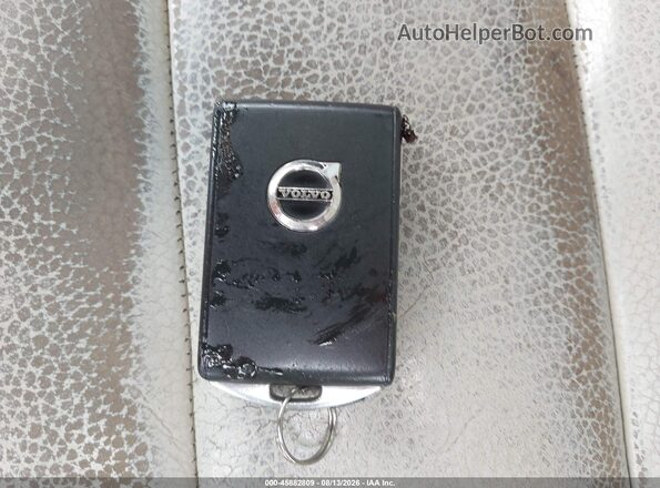 YV4102XK2G1063870 2016 VOLVO XC90 Золотой Вид панели приборов