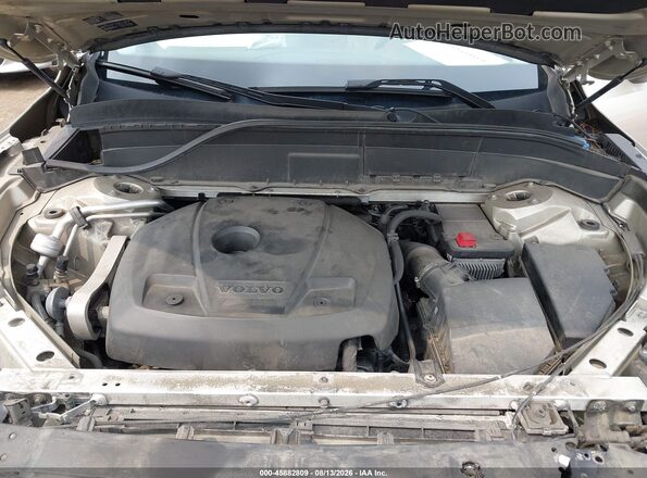 YV4102XK2G1063870 2016 VOLVO XC90 Золотой Вид сзади