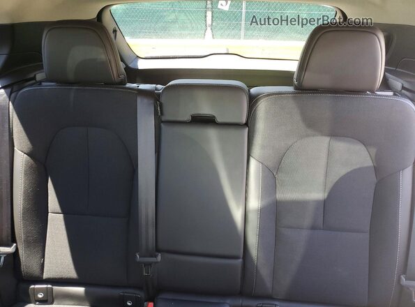 YV4162UK0L2322038 2020 VOLVO XC40 Серый Вид задних сидений