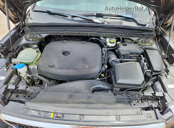 YV4162UK2M2407030 2021 VOLVO XC40 Black ძრავის განყოფილების ხედი