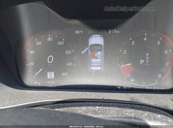 YV4162UK5K2133643 2019 VOLVO XC40 Silver Widok tylnych siedzeń