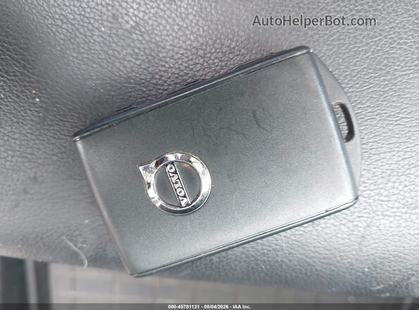 YV4162UK5K2133643 2019 VOLVO XC40 Silver Widok deski rozdzielczej