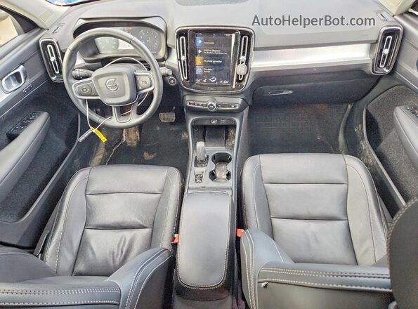 YV4162UK5L2204129 2020 VOLVO XC40 White წინა პანელის ხედი