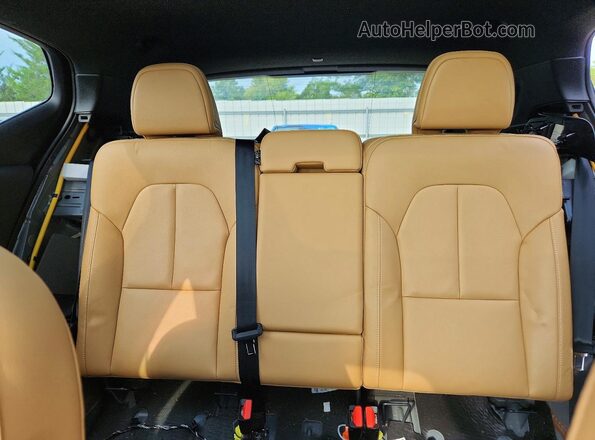 YV4162ULXL2206760 2020 VOLVO XC40 Blue Rear seats view