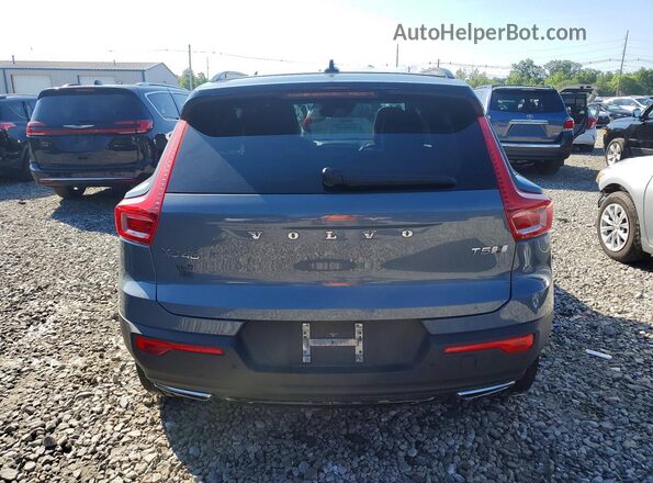 YV4162UM3L2243125 2020 VOLVO XC40 Gray Vista trasera
