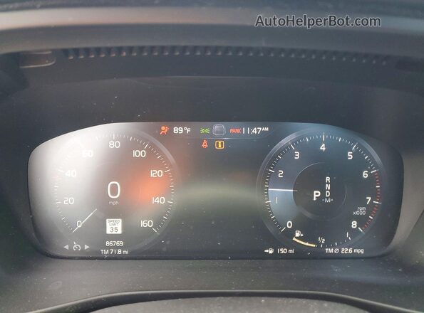 YV4162UM3L2243125 2020 VOLVO XC40 Gray Vista del cuadro de instrumentos