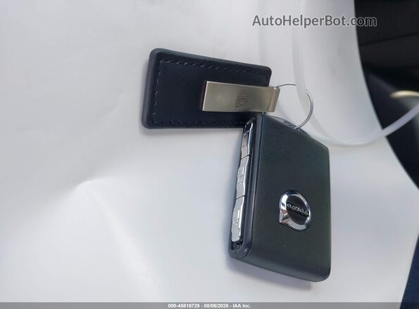 YV4162UM3N2742851 2022 VOLVO XC40 White Widok deski rozdzielczej