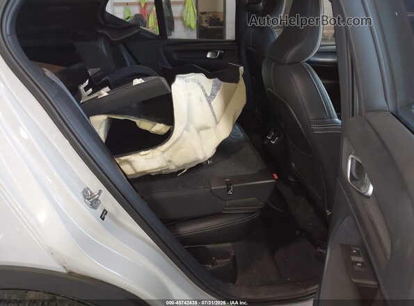 YV4162UM4L2348871 2020 VOLVO XC40 Gray VIN կոդի պիտակի տեսք