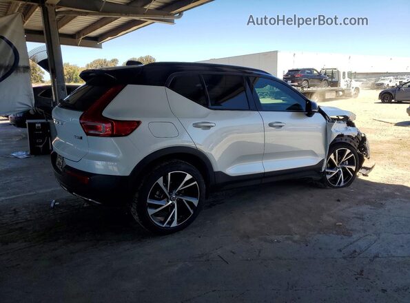 YV4162UM5K2081867 2019 VOLVO XC40 Белый Задняя правая четверть