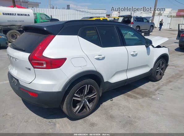 YV4162UM6N2787203 2022 VOLVO XC40 White Հետևի աջ