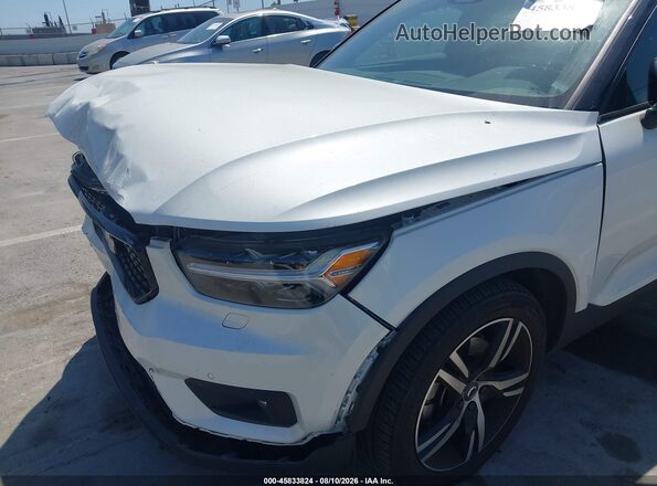 YV4162UM6N2787203 2022 VOLVO XC40 White Սալոնի հետևի տեսք