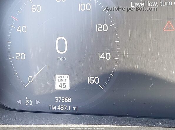 YV4162UM6N2787203 2022 VOLVO XC40 White 
