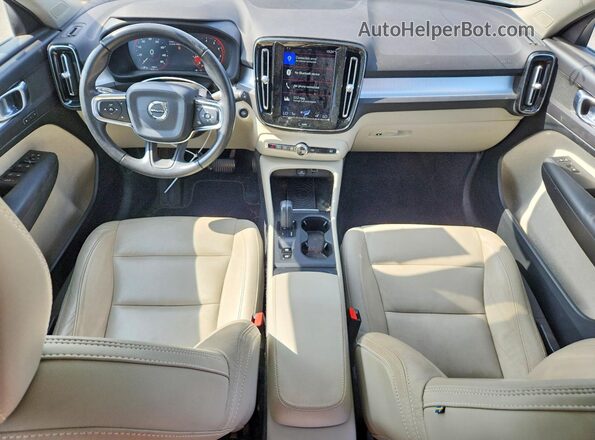 YV4162XZ1K2013251 2019 VOLVO XC40 Blue Вид панелі приладів