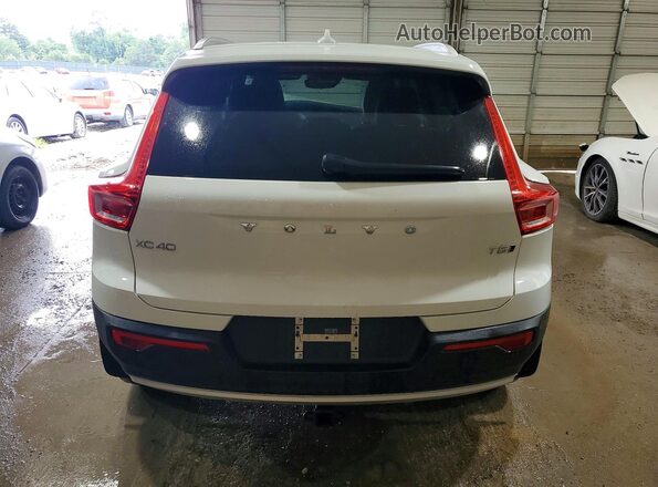 YV4162XZ7K2019412 2019 VOLVO XC40 Белый Вид сзади