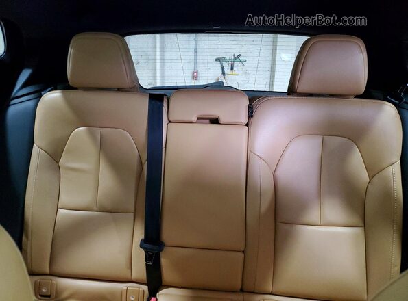 YV4162XZ7K2019412 2019 VOLVO XC40 Белый Вид задних сидений