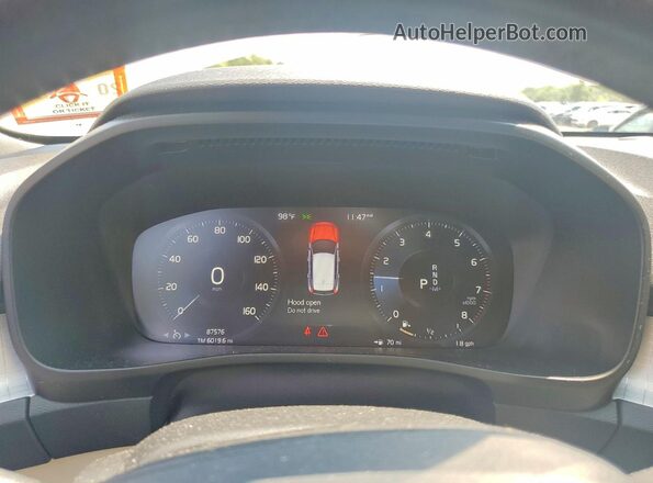 YV4162XZ9K2013143 2019 VOLVO XC40 Белый Вид щитка приборов