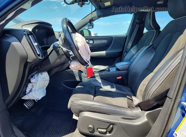 YV4162XZXK2006265 2019 VOLVO XC40 Blue Vista interior delantera