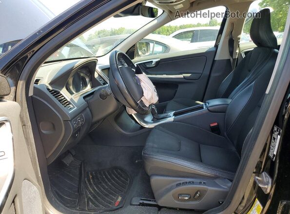 YV440MDJ2G2918288 2016 VOLVO XC60 Black Front interior view