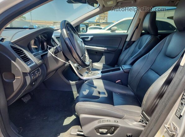 YV440MDK0G2836682 2016 VOLVO XC60 Silver Vista del salpicadero