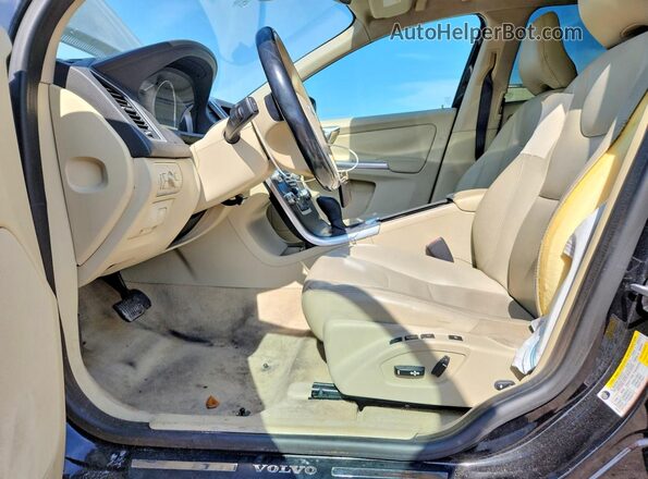 YV440MDK1G2787976 2016 VOLVO XC60 Черный Вид салона спереди