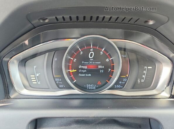 YV440MDK1G2901894 2016 VOLVO XC60 Black Vista del cuadro de instrumentos