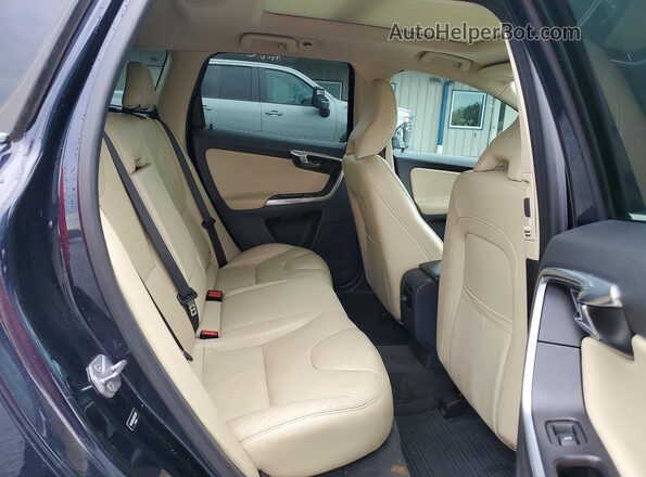 YV440MDK2G2872387 2016 VOLVO XC60 Blue Rear interior view