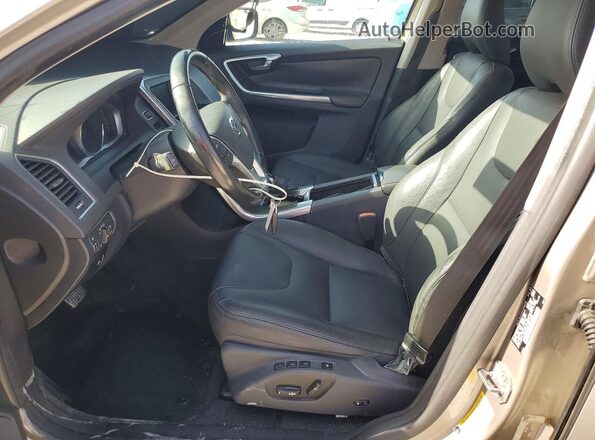 YV440MDK9G2857742 2016 VOLVO XC60 Gold Widok wnętrza z przodu