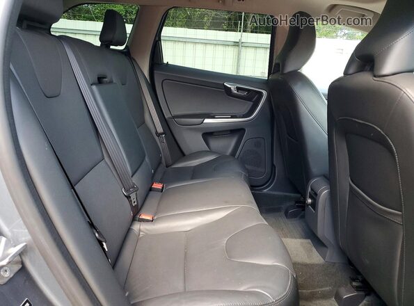 YV440MDKXG2863226 2016 VOLVO XC60 Gray უკანა სალონის ხედი