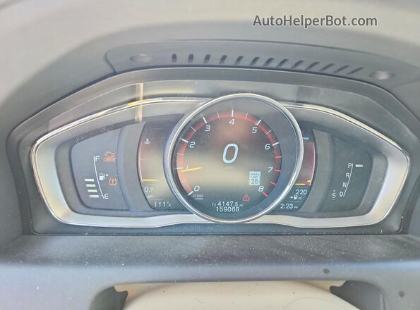 YV440MDM1G2810013 2016 VOLVO XC60 Silver ხელსაწყოთა პანელის ხედი