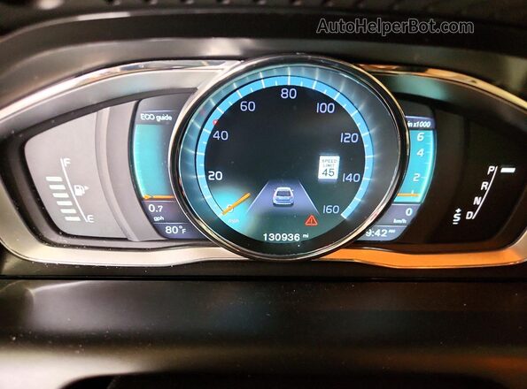 YV440MDM9G2912160 2016 VOLVO XC60 Burgundy Instrument cluster view