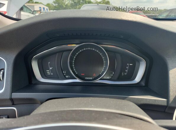YV440MWK2H1025857 2017 VOLVO V60 Серебряный Вид щитка приборов