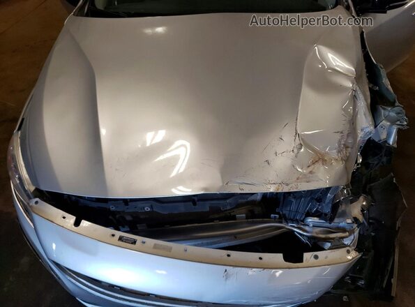 YV440MWK3J2057636 2018 VOLVO V60CC Silver Widok komory silnika
