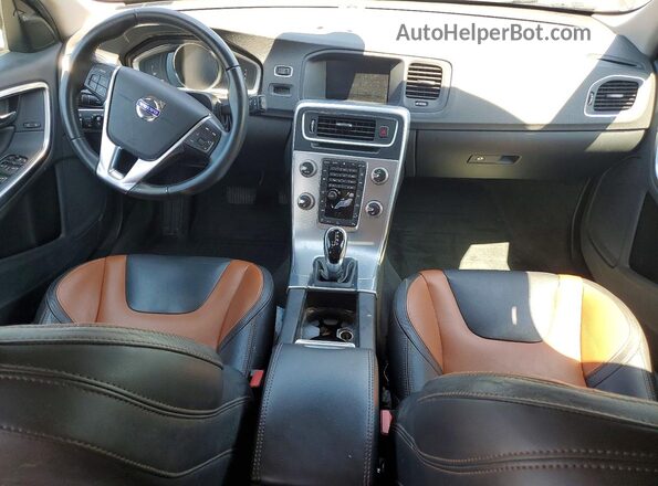 YV440MWK5H1041129 2017 VOLVO V60 Black Vista del salpicadero