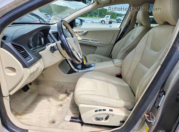 YV449MRM5G2918665 2016 VOLVO XC60 Gold Widok wnętrza z przodu