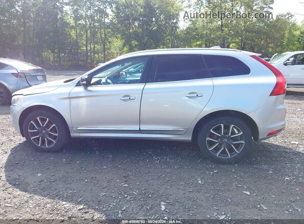 YV449MRR0H2089758 2017 VOLVO XC60 Silver Панорамний вид салону 360°