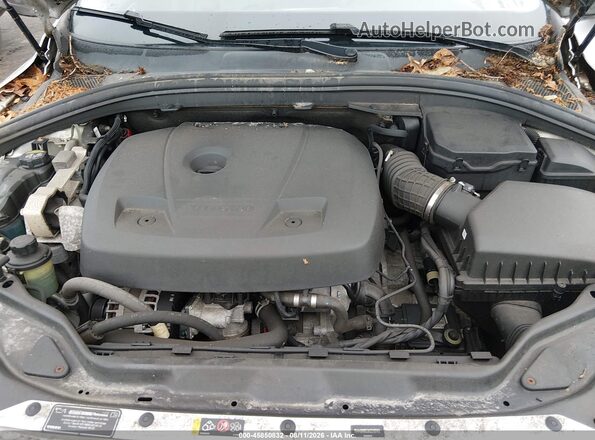 YV449MRU3H2215552 2017 VOLVO XC60 Silver უკანა ხედი