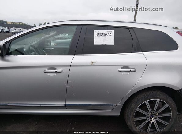 YV449MRU3H2215552 2017 VOLVO XC60 Silver სალონის 360-გრადუსიანი ხედი