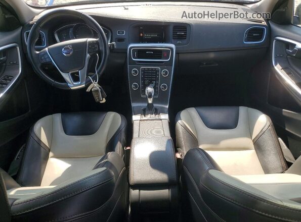 YV4612HK5G1010095 2016 VOLVO V60 Коричневый Вид панели приборов