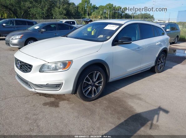YV4612HK5G1016690 2016 VOLVO V60 CROSS COUNTRY Белый Передняя левая четверть